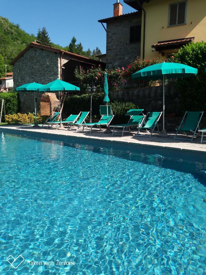 Villa Agriturismo Ristoro Del Cavaliere Piazza al Serchio Exterior foto